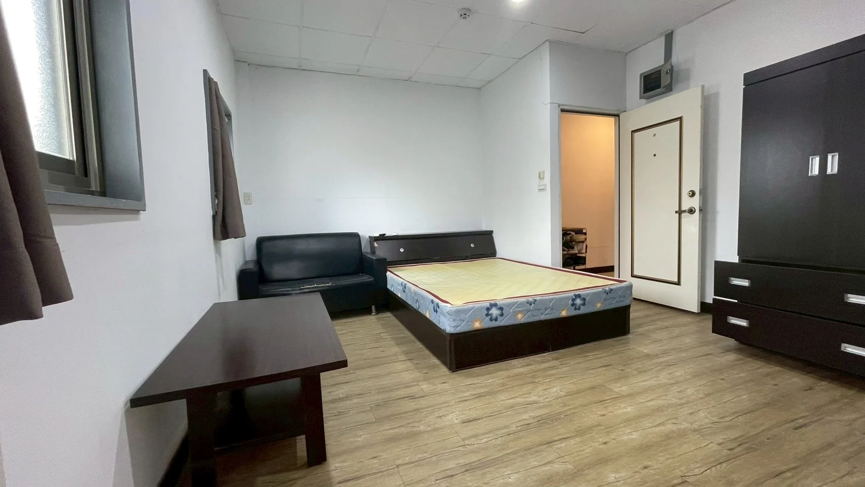 Line Album 新板中山收租屋與新板捷運收租屋 250830 29