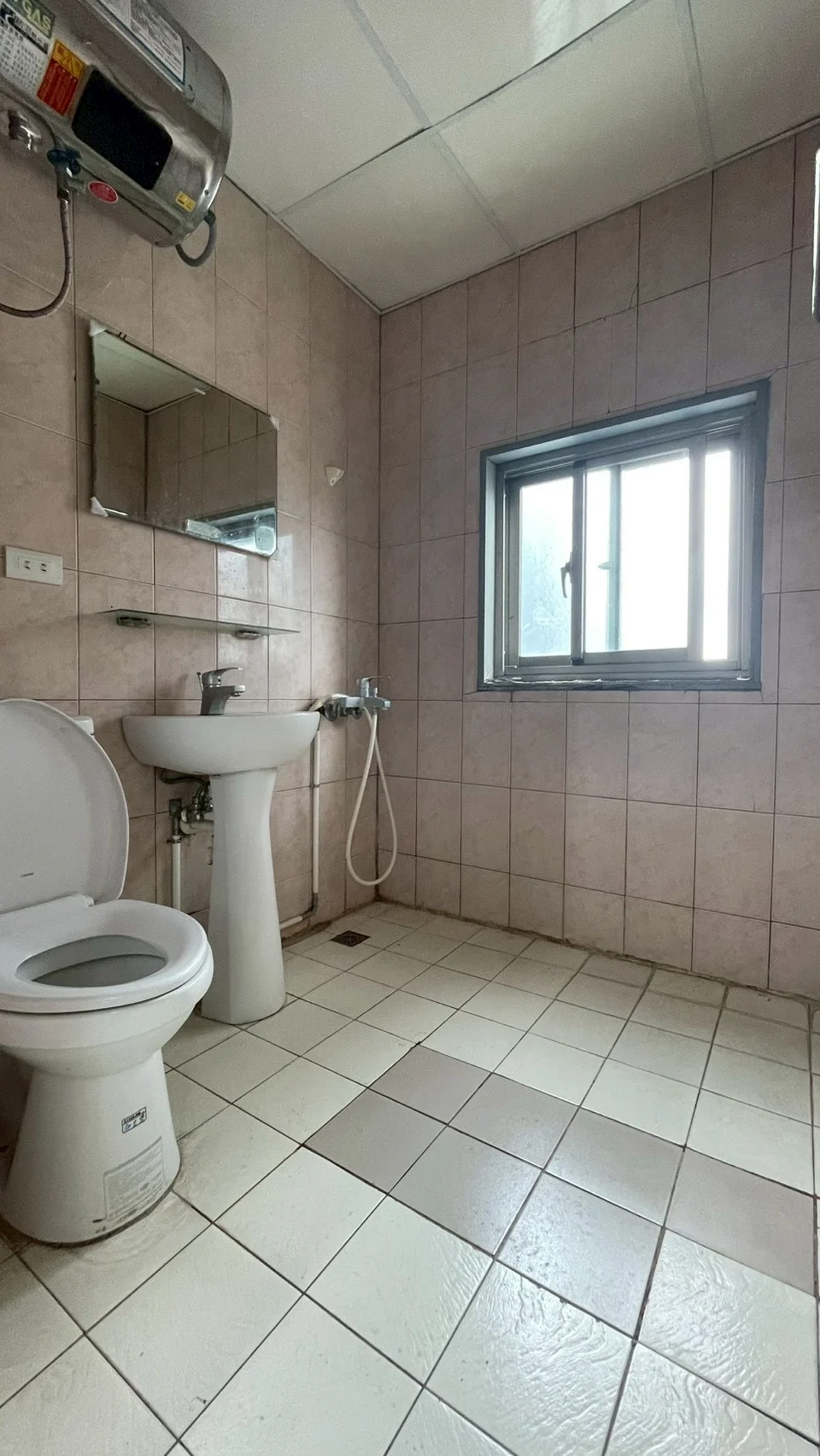 Line Album 新板中山收租屋與新板捷運收租屋 250830 30